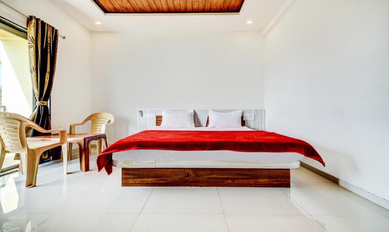 Aditya Hill View Inn Mahābaleshwar Dış mekan fotoğraf