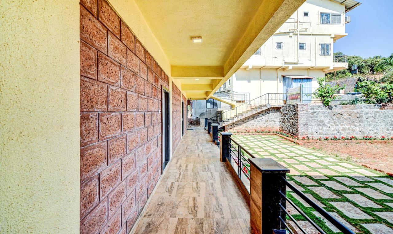 Aditya Hill View Inn Mahābaleshwar Dış mekan fotoğraf