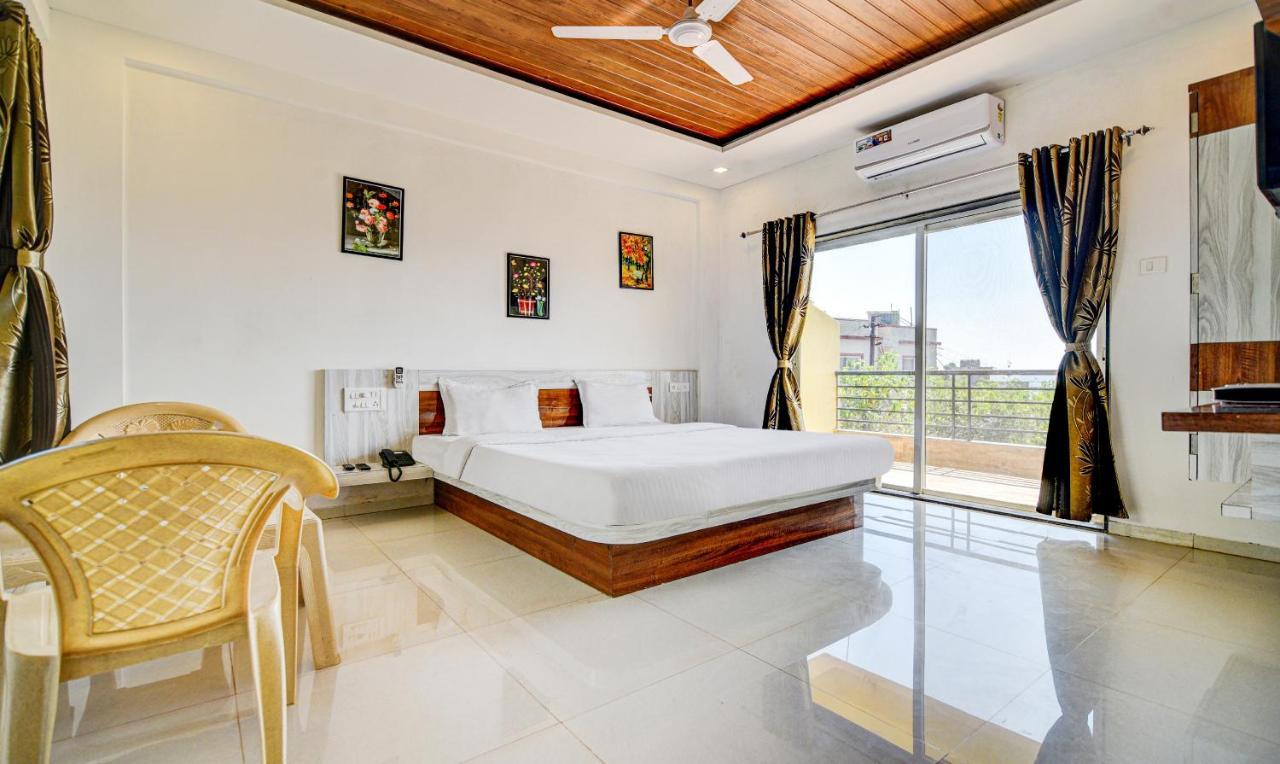 Aditya Hill View Inn Mahābaleshwar Dış mekan fotoğraf