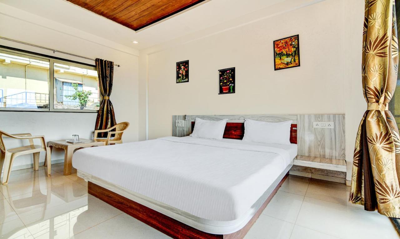 Aditya Hill View Inn Mahābaleshwar Dış mekan fotoğraf