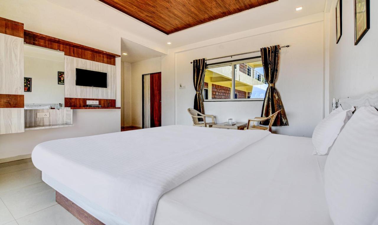 Aditya Hill View Inn Mahābaleshwar Dış mekan fotoğraf